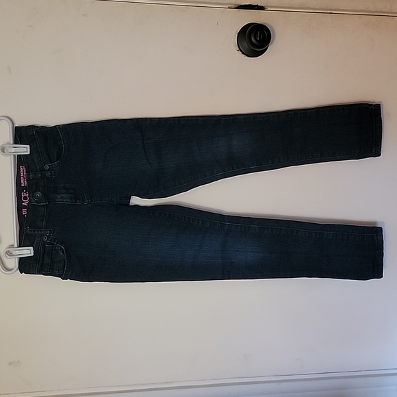 Girls Super Skinny Jeans, The Children's Place, Size 6 - Picture 1 of 4